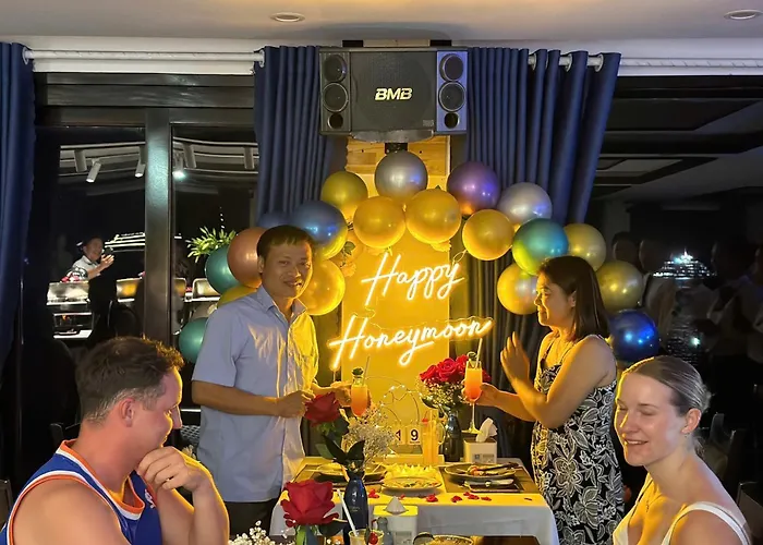 Hotel Tuan Chau - Phuong Dong *